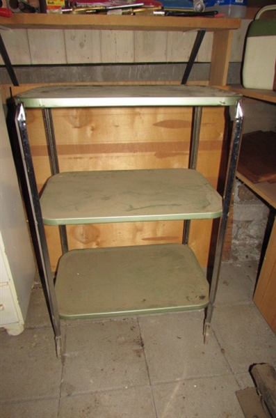 3 TIER VINTAGE METAL ROLLING CART