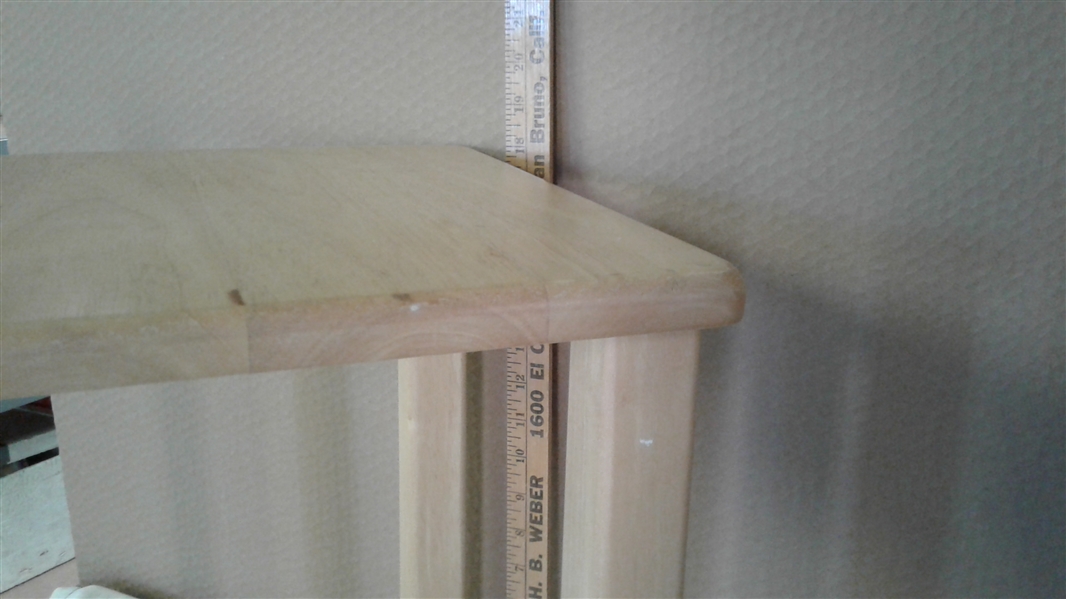 2 SMALL WOOD SIDE TABLES