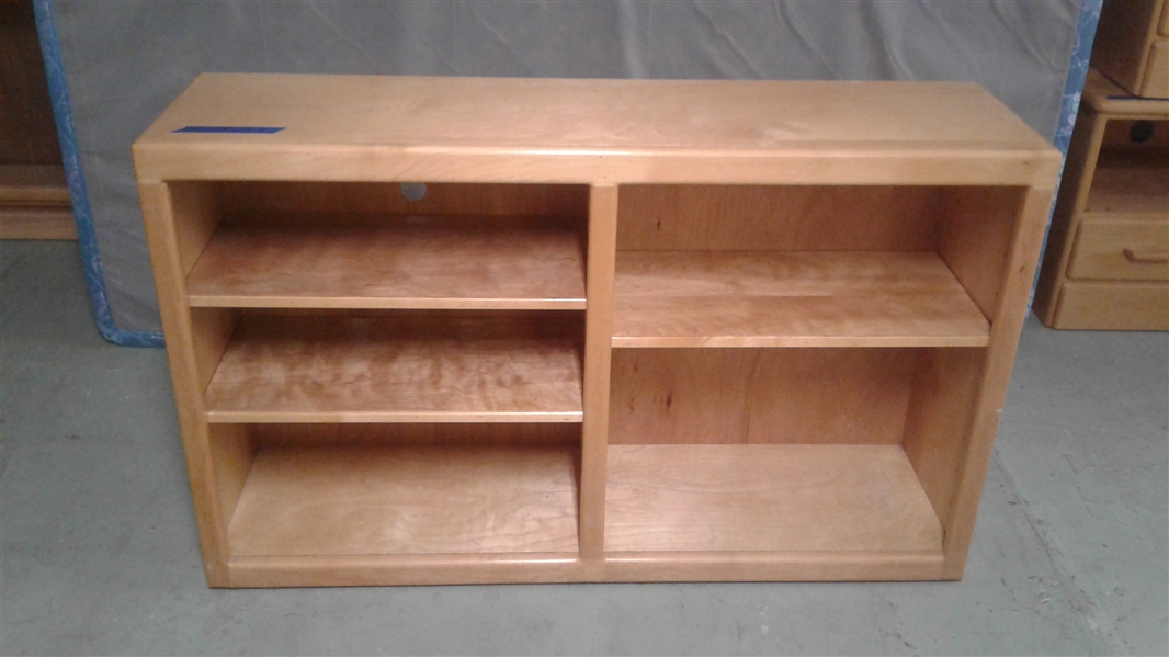 SHORT BLONDE WOOD BOOK CASE