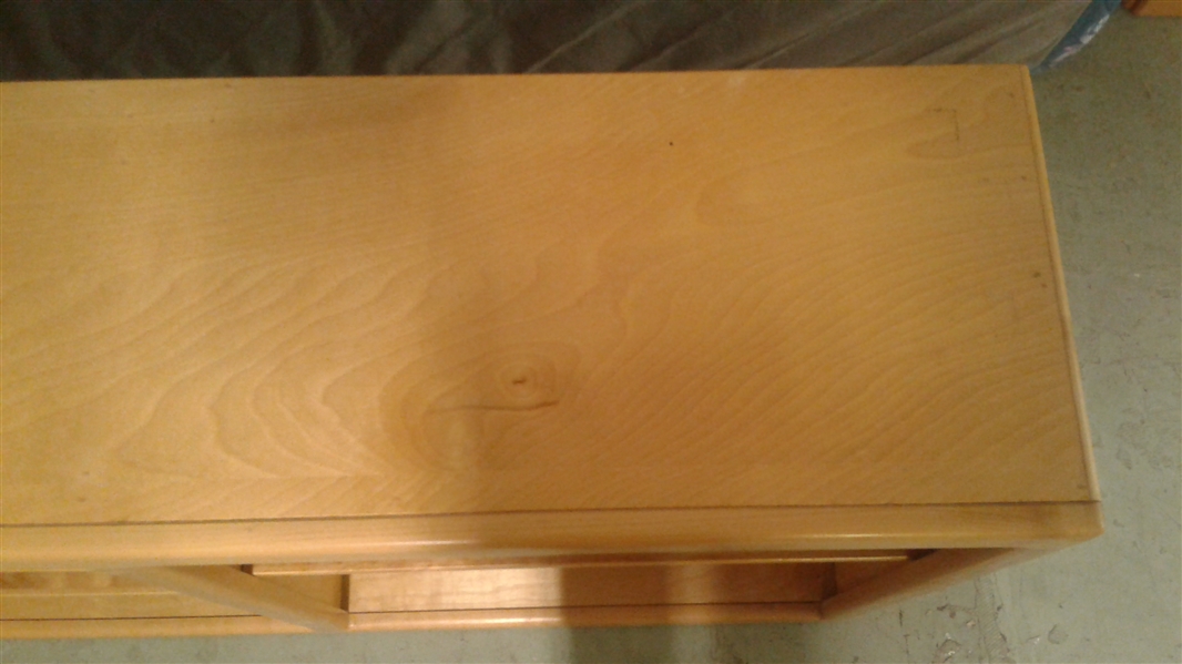 SHORT BLONDE WOOD BOOK CASE
