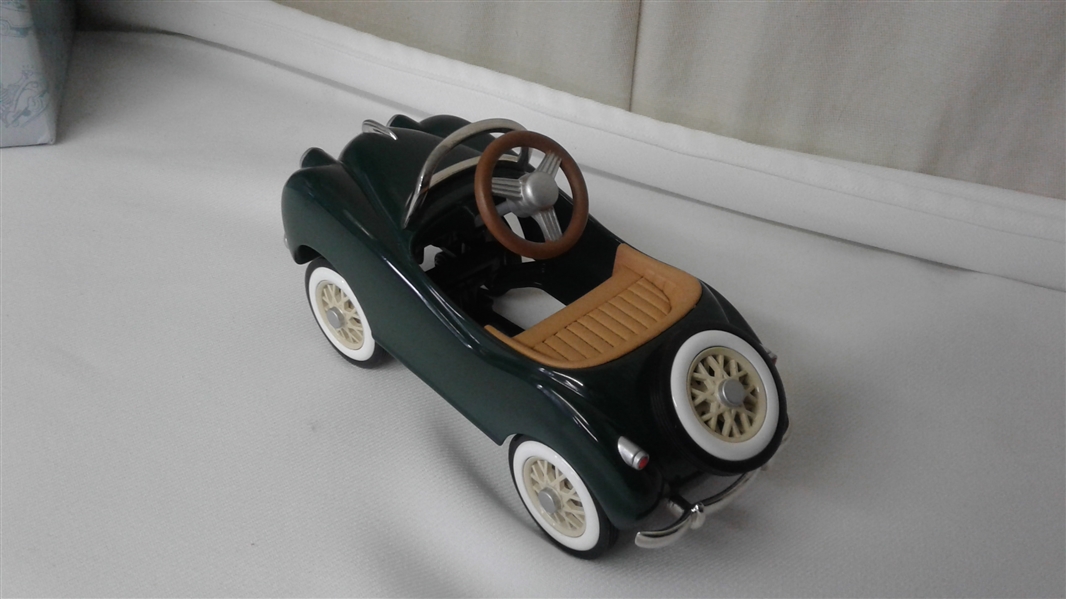 VINTAGE HALLMARK KIDDIE CAR CLASSICS 1949 GILLHAM SPORT