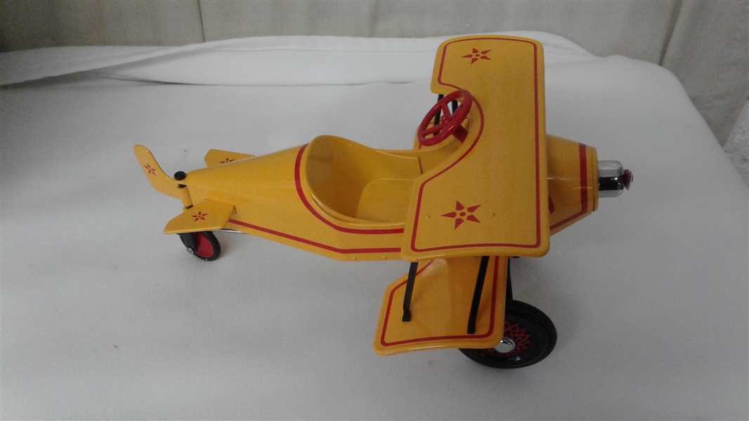 VINTAGE HALLMARK KIDDIE CAR CLASSICS 1930 CUSTOM BIPLANE