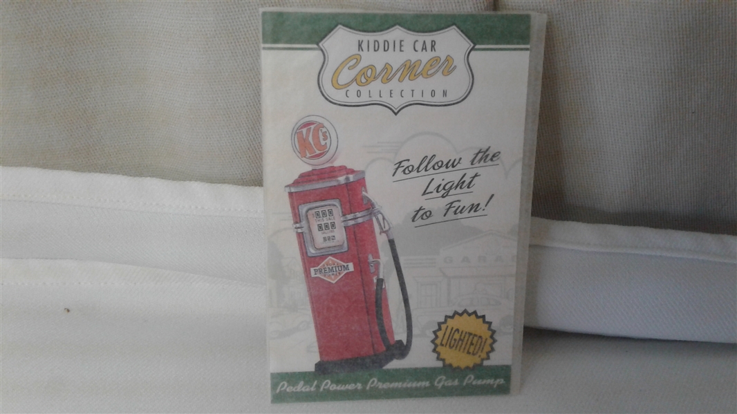 VINTAGE HALLMARK KIDDIE CAR CORNER COLLECTION