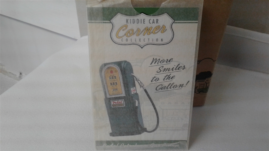 VINTAGE HALLMARK KIDDIE CAR CORNER COLLECTION