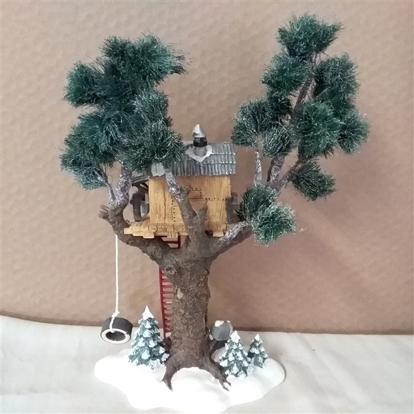 DEPARTMENT 56 TREETOP TREE HOUSE 