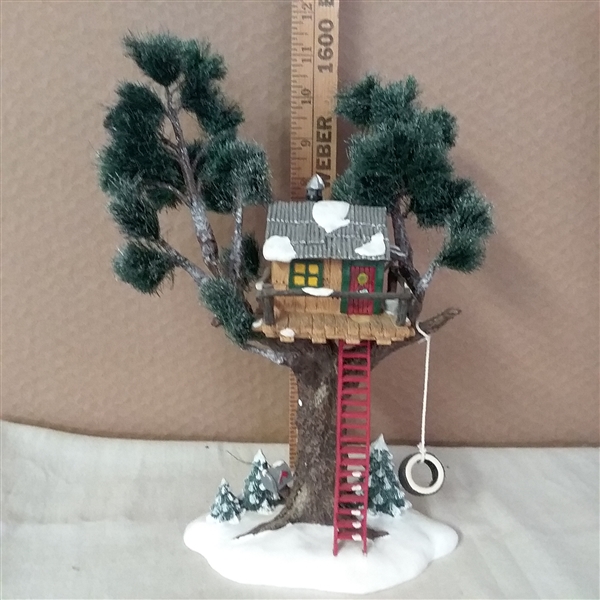 DEPARTMENT 56 TREETOP TREE HOUSE 