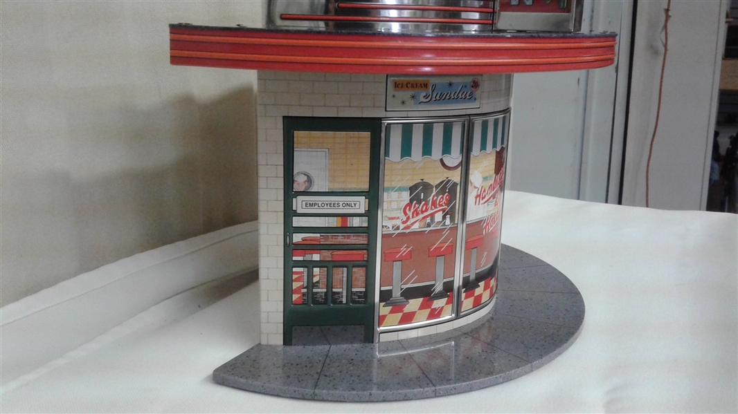 VINTAGE HALLMARK KIDDIE CAR CLASSICS CORNER DRIVE IN