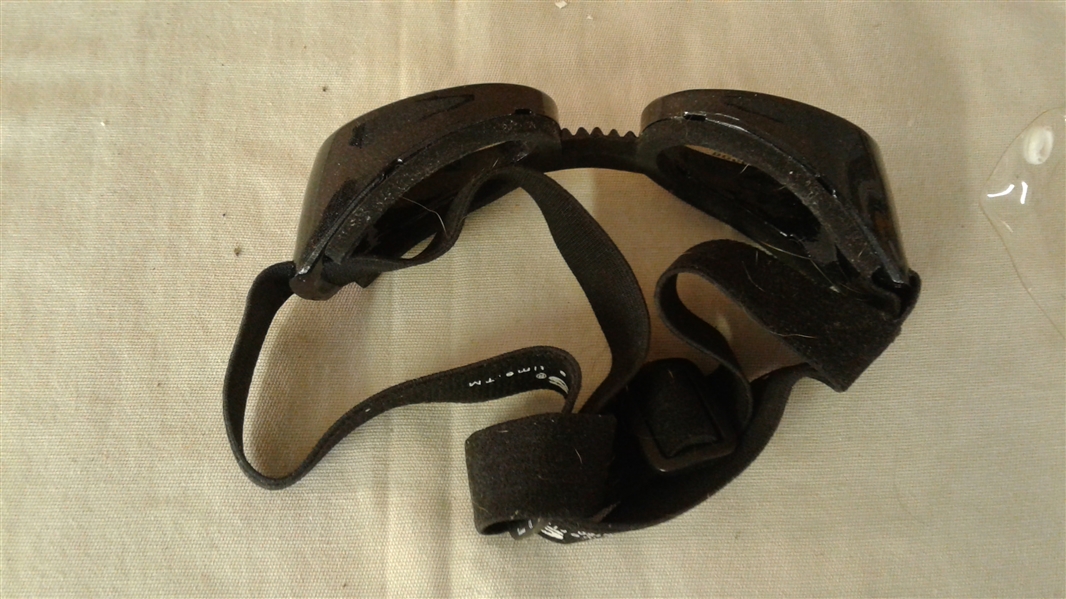 MEDIUM-LARGE DOG CARE LOT- LEASHES, SHOCK COLLAR, COLLARS, SAFETY VESTS, DOGGLES, AND MORE