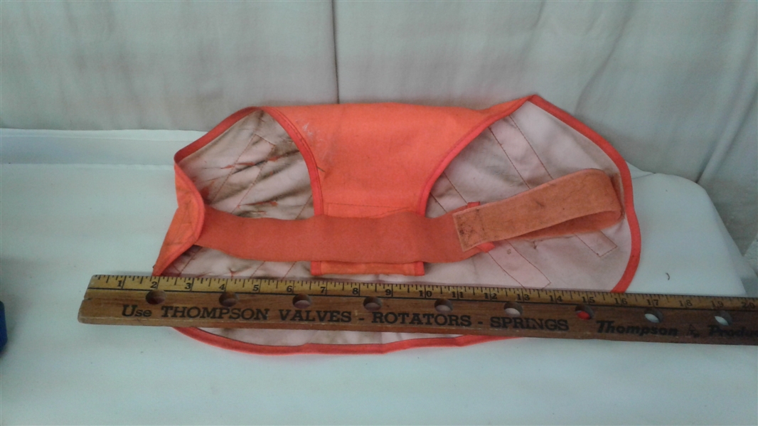MEDIUM-LARGE DOG CARE LOT- LEASHES, SHOCK COLLAR, COLLARS, SAFETY VESTS, DOGGLES, AND MORE
