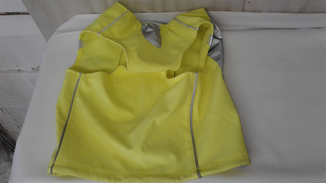 MEDIUM-LARGE DOG CARE LOT- LEASHES, SHOCK COLLAR, COLLARS, SAFETY VESTS, DOGGLES, AND MORE