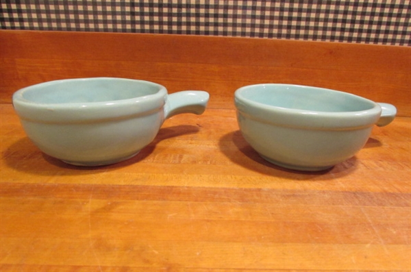 5 VINTAGE MCCOY HANDLED BEAN BOWLS