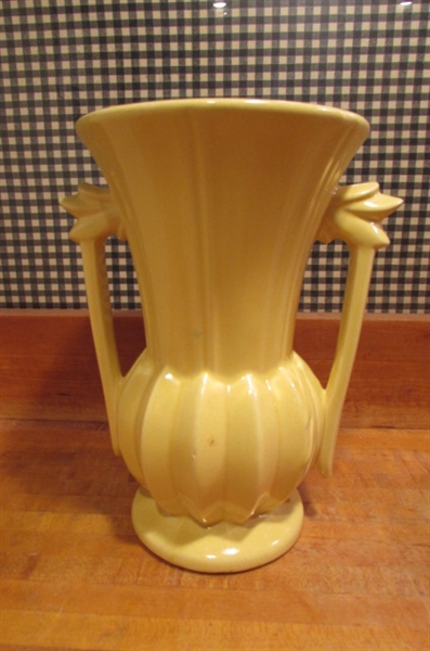 CHEERFUL YELLOW VINTAGE MCCOY POTTERY VASE & PLANTERS