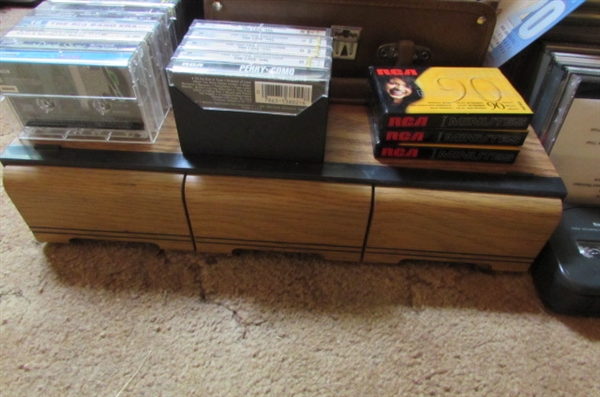 SMALL ELECTRONICS, CASSETTE TAPES & CD'S