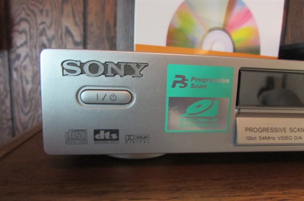 SONY CD/DVD PLAYER WITH REMOTE