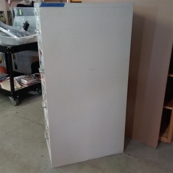 HON 4 DRAWER METAL FILING CABINET 