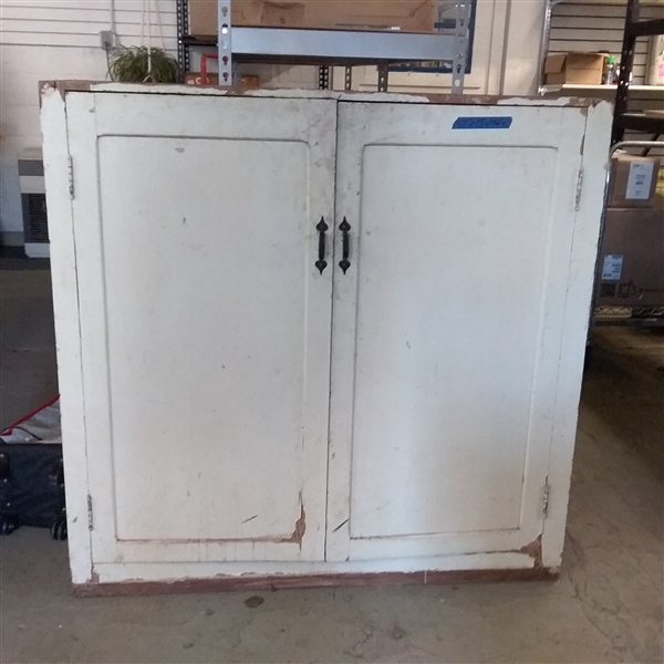 WOOD CABINET