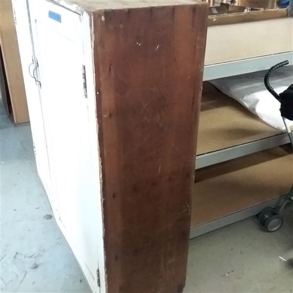 WOOD CABINET