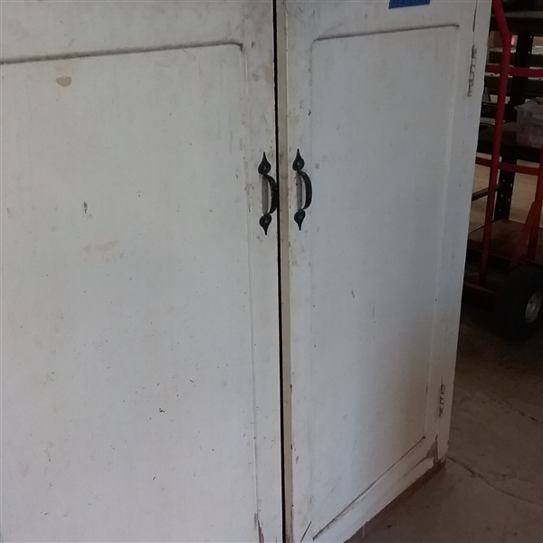 WOOD CABINET