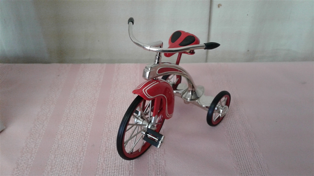 VINTAGE HALLMARK KIDDIE CAR CLASSICS 1937 DE LUXE VELOCIPEDE