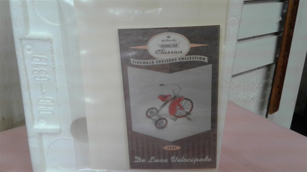 VINTAGE HALLMARK KIDDIE CAR CLASSICS 1937 DE LUXE VELOCIPEDE