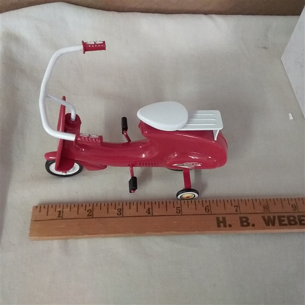 VINTAGE HALLMARK KIDDIE CAR CLASSICS 1966 SUPER-SONDA