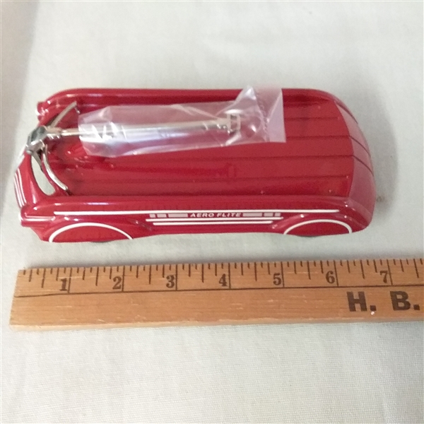 VINTAGE HALLMARK KIDDIE CAR CLASSICS 1940 AERO FLITE WAGON