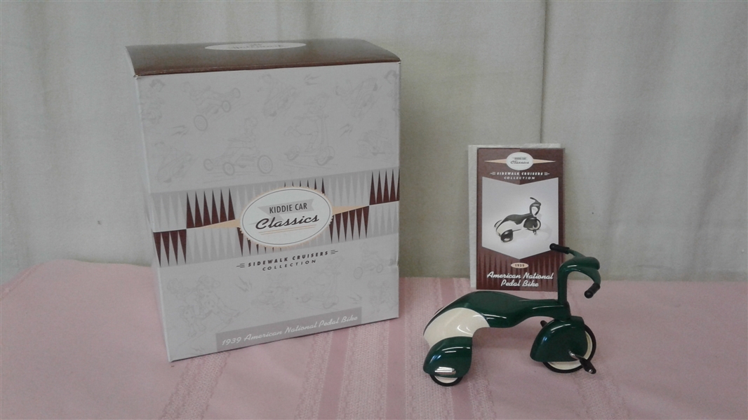VINTAGE HALLMARK KIDDIE CAR CLASSICS 1939 AMERICAN NATIONAL PEDAL BIKE