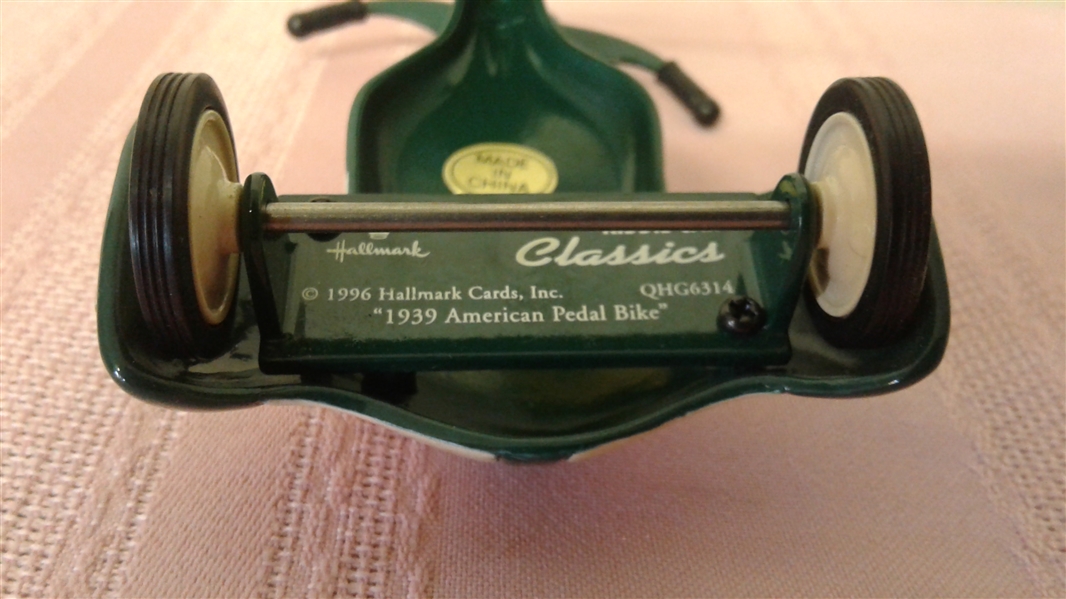 VINTAGE HALLMARK KIDDIE CAR CLASSICS 1939 AMERICAN NATIONAL PEDAL BIKE