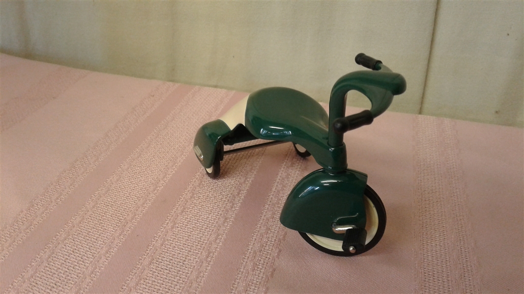 VINTAGE HALLMARK KIDDIE CAR CLASSICS 1939 AMERICAN NATIONAL PEDAL BIKE