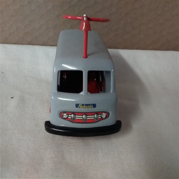 VINTAGE HALLMARK KIDDIE CAR CLASSICS 1960'S MILK TRUCK