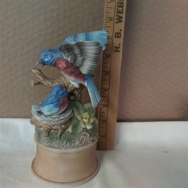 VINTAGE OTAGIRI JAPAN MUSIC BOX & BLUE BIRD MUSIC BOX