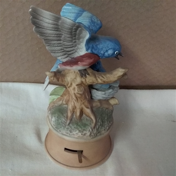 VINTAGE OTAGIRI JAPAN MUSIC BOX & BLUE BIRD MUSIC BOX