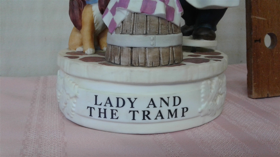 LADY AND THE TRAMP MUSIC BOX