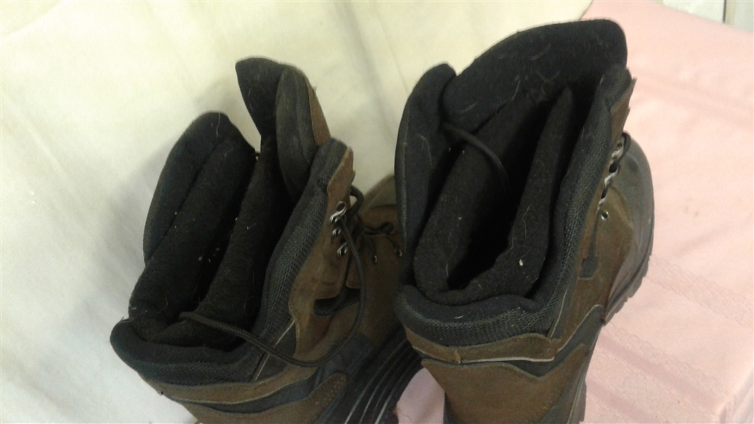 4 PAIR OF MEN'S BOOTS- KAMIK KEEN BAFFIN & GORE-TEX
