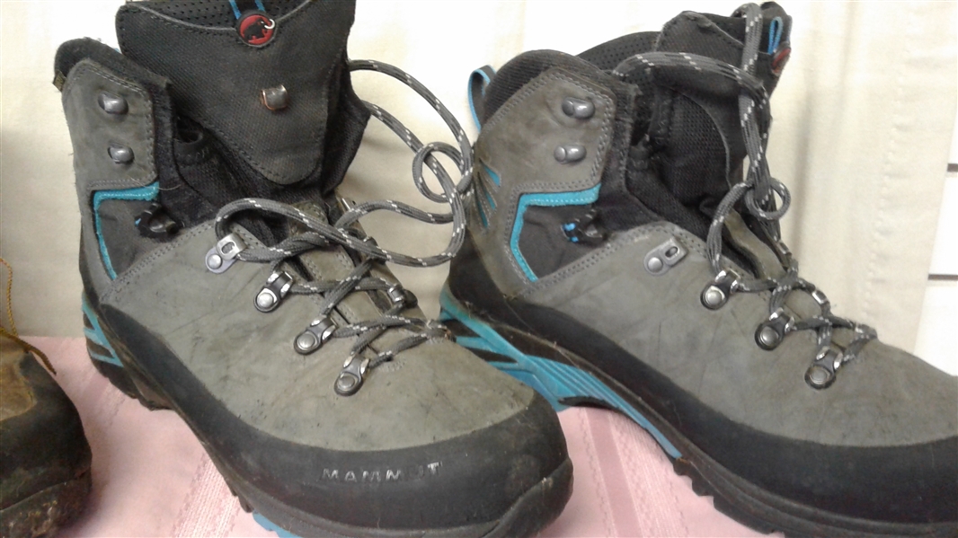 4 PAIR OF MEN'S BOOTS- KAMIK KEEN BAFFIN & GORE-TEX