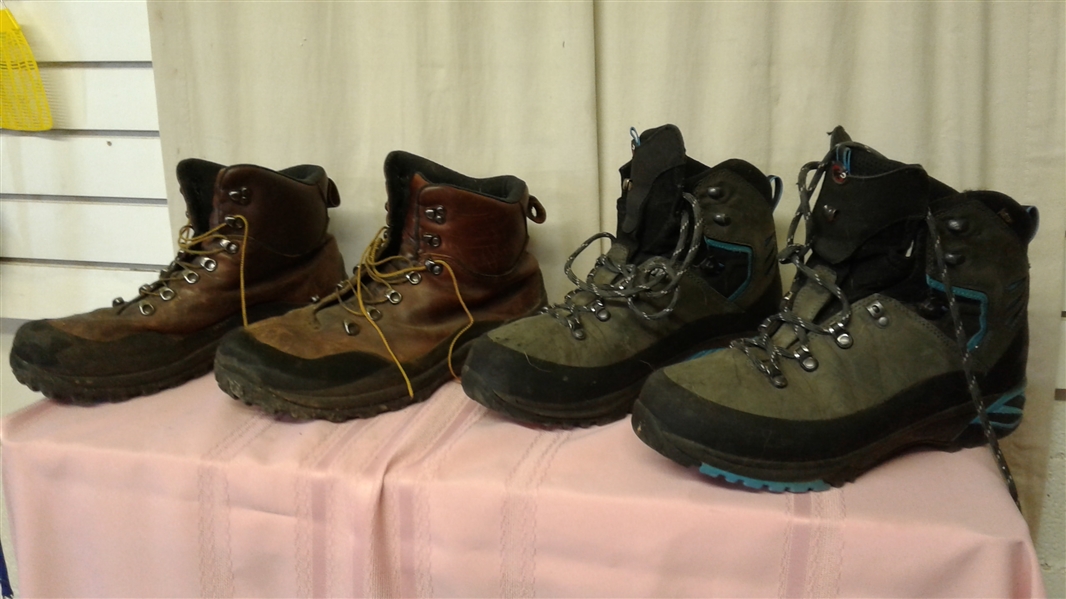 4 PAIR OF MEN'S BOOTS- KAMIK KEEN BAFFIN & GORE-TEX
