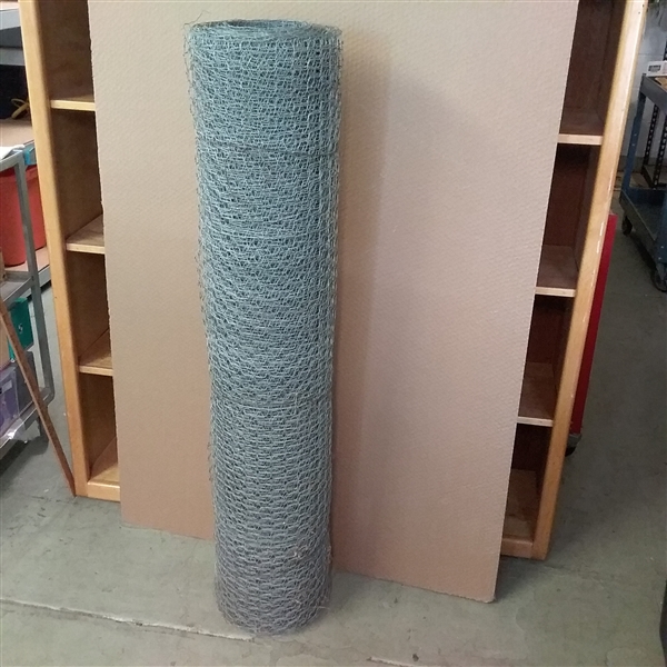 ROLL OF CHICKEN WIRE