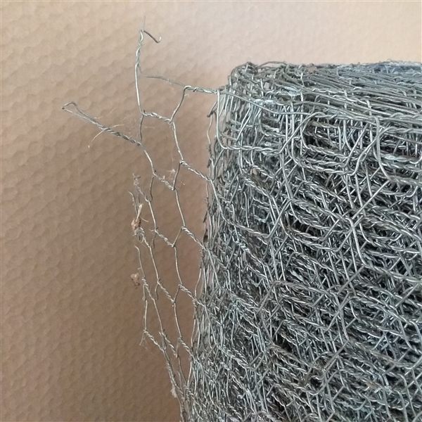 ROLL OF CHICKEN WIRE