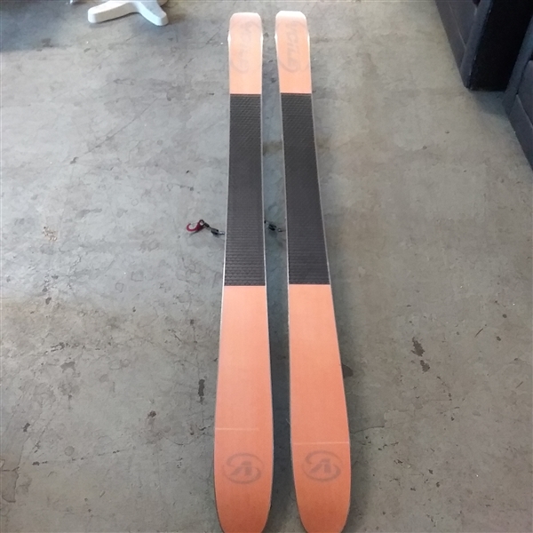 VOILE VECTOR BC 170 CM SKIS
