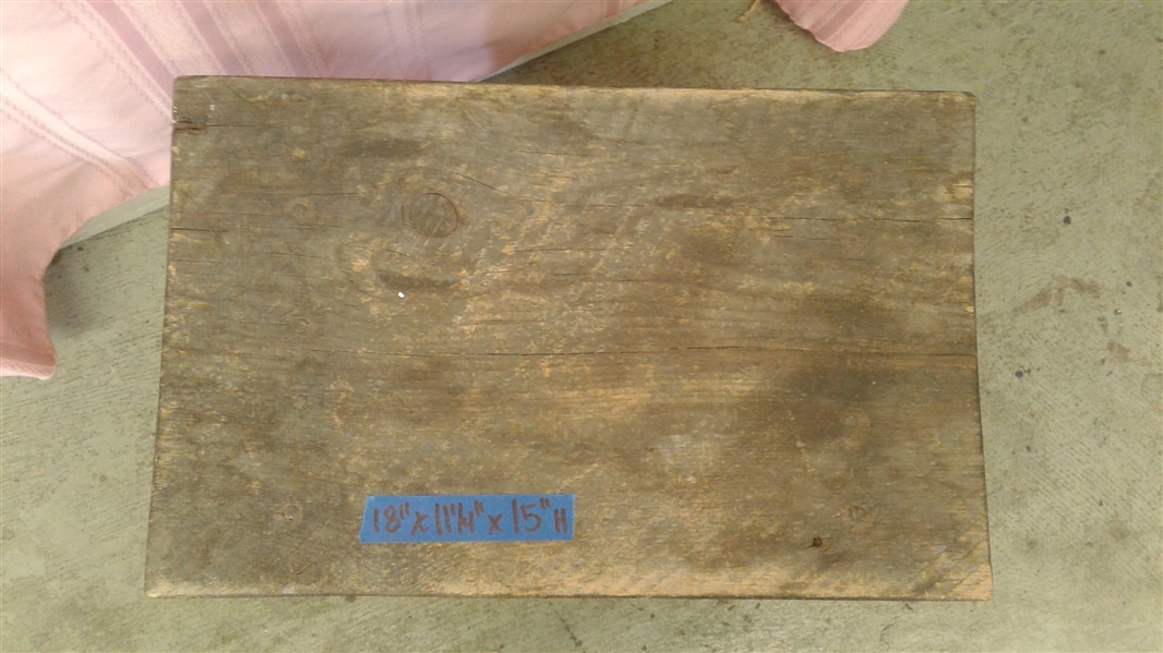 RUSTIC STEP STOOL