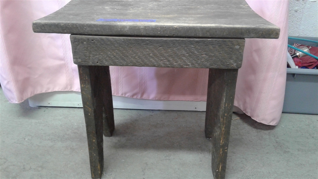 RUSTIC STEP STOOL
