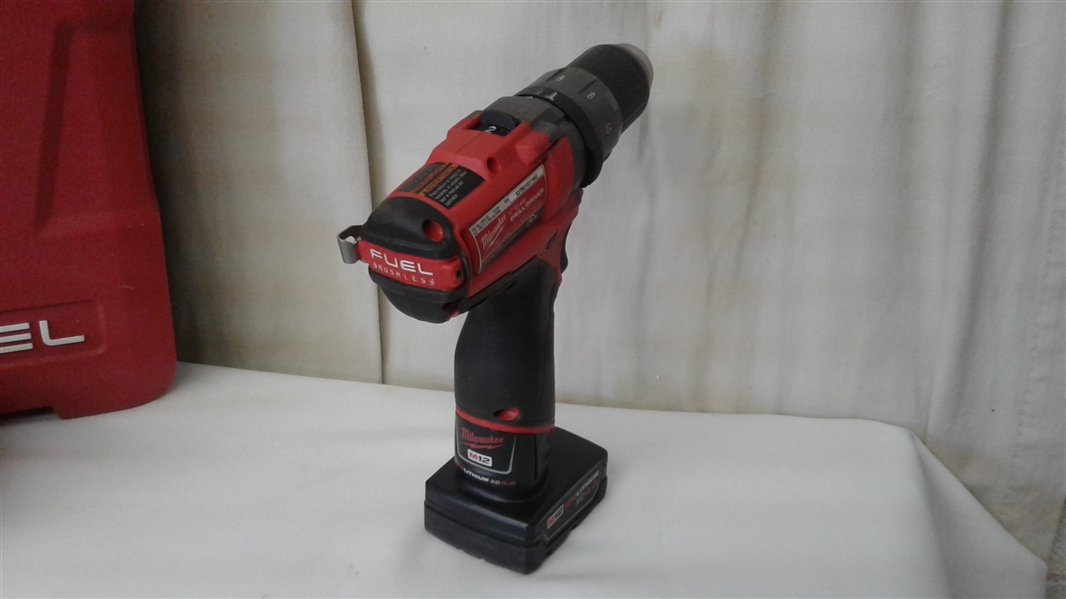 MILWAUKEE M12 FUEL1/2 DRILL/DRIVER