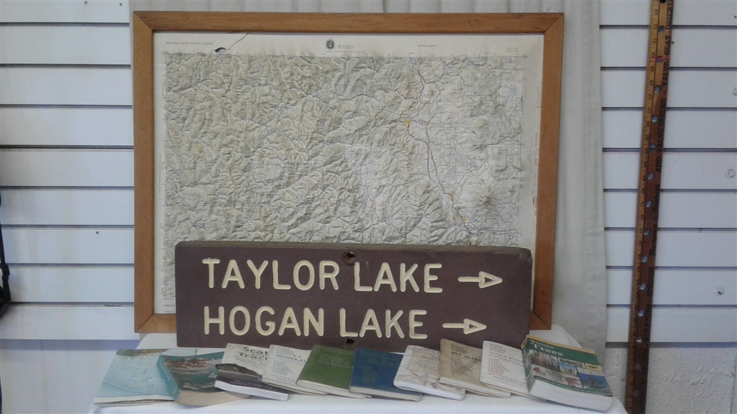 FRAMED 3D SISKIYOU COUNTY TOPOGRAPHIC MAP, LAKE SIGN, HIKING GUIDES AND BOOKS