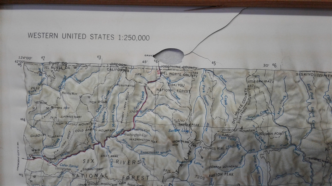 FRAMED 3D SISKIYOU COUNTY TOPOGRAPHIC MAP, LAKE SIGN, HIKING GUIDES AND BOOKS