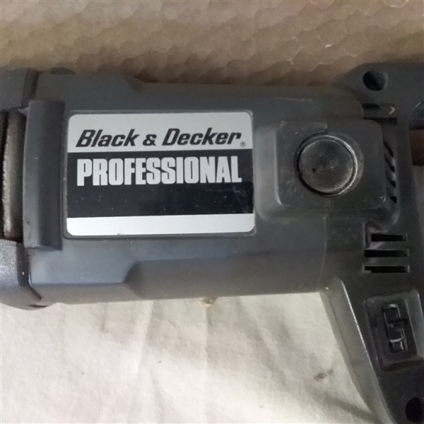 BLACK & DECKER PROFESSIONAL RECIPROCATING SAW