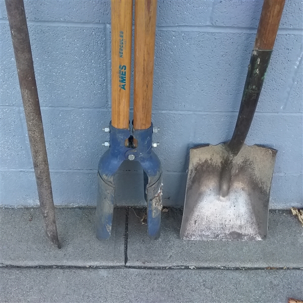 POST HOLE DIGGER, CHISEL PICK, FLAT HEAD SHOVEL & PRY BAR