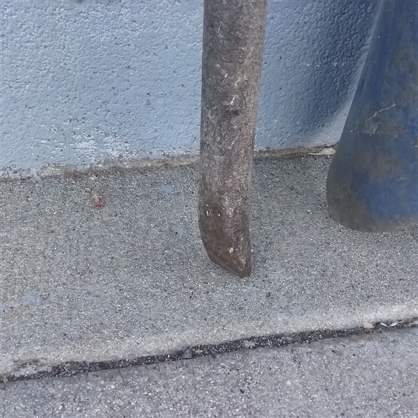 POST HOLE DIGGER, CHISEL PICK, FLAT HEAD SHOVEL & PRY BAR