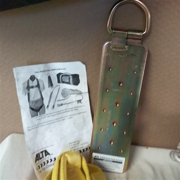 FALL PROTECTION COMPLIANCE KIT