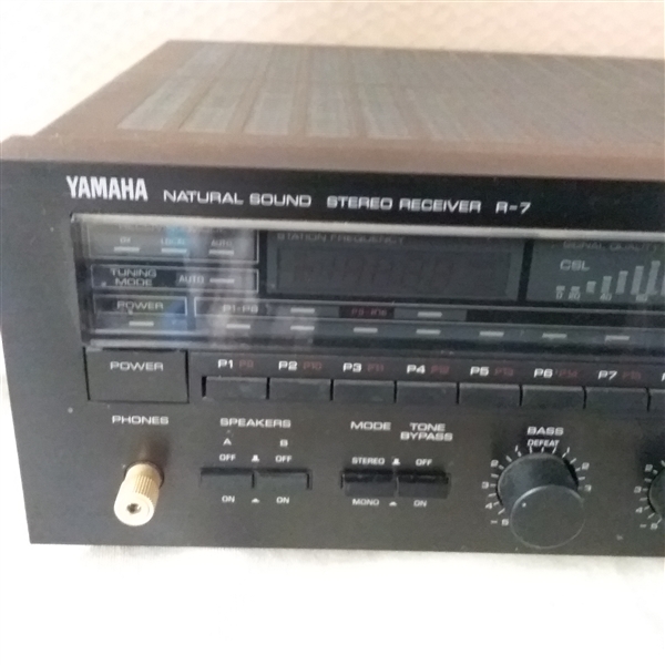 YAMAHA NATURAL SOUND STEREO RECEIVER  R-7