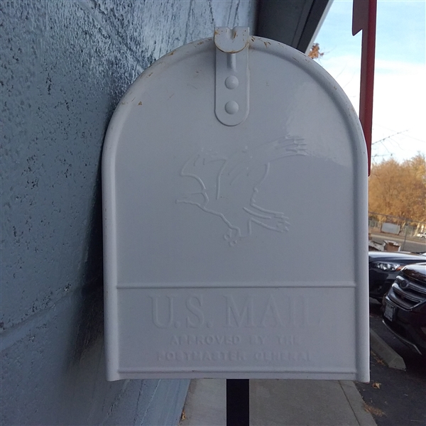 MAILBOX ON A STAND